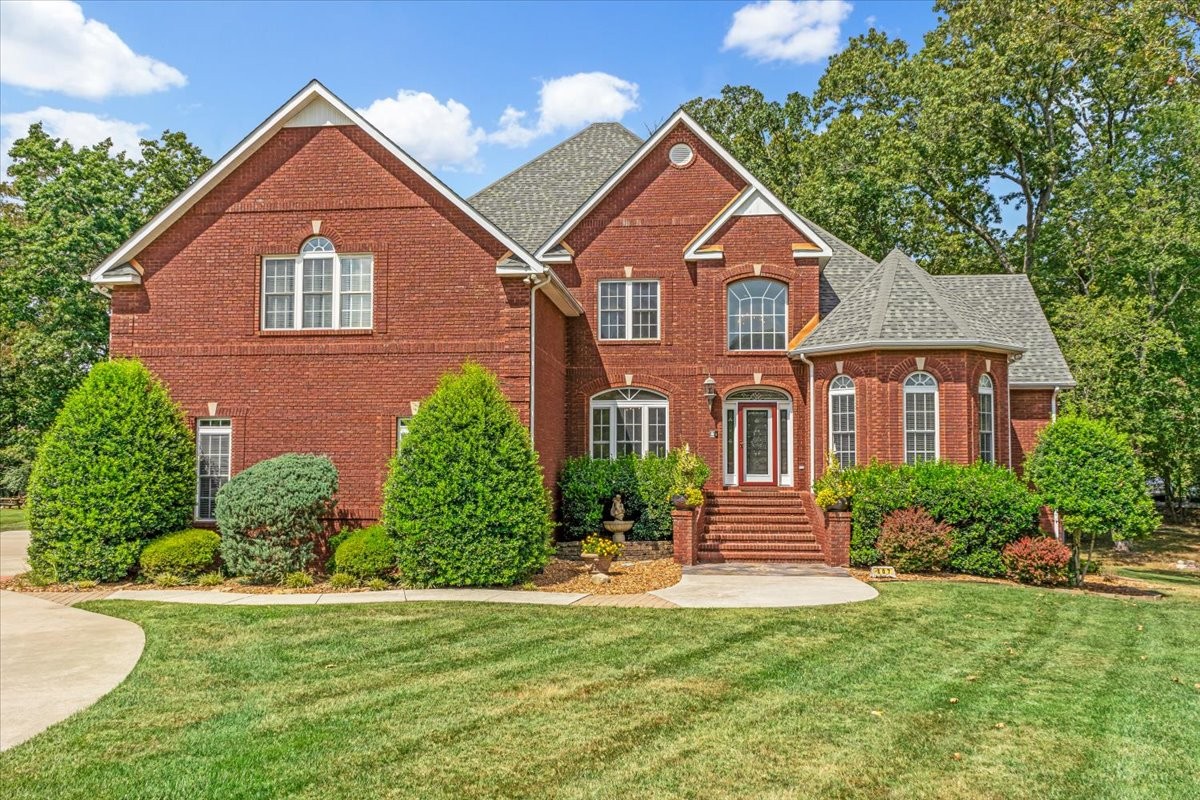 307 New Kent Ct