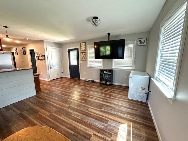 2082 AIRPORT RIDGE RD
