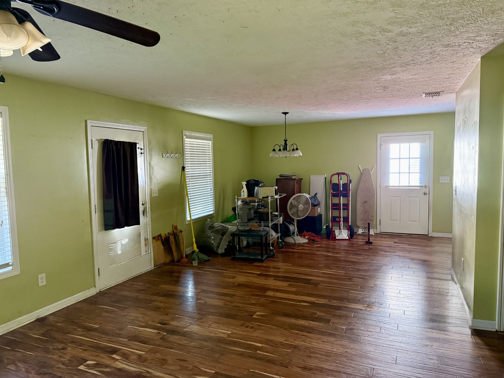 308 Cedar Ln