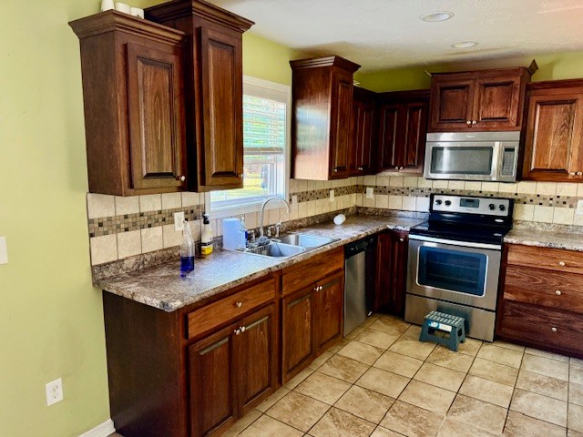 308 Cedar Ln