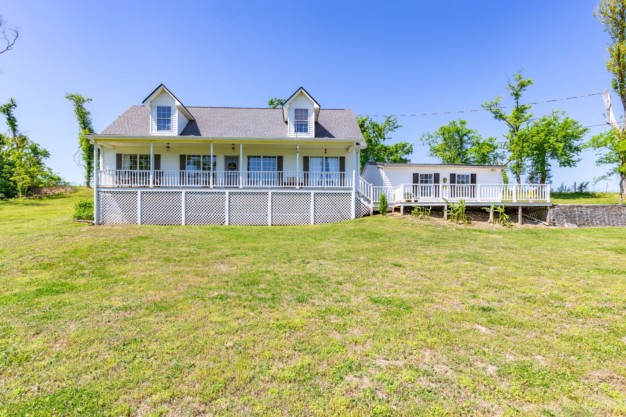 1824 Blackburn Ln