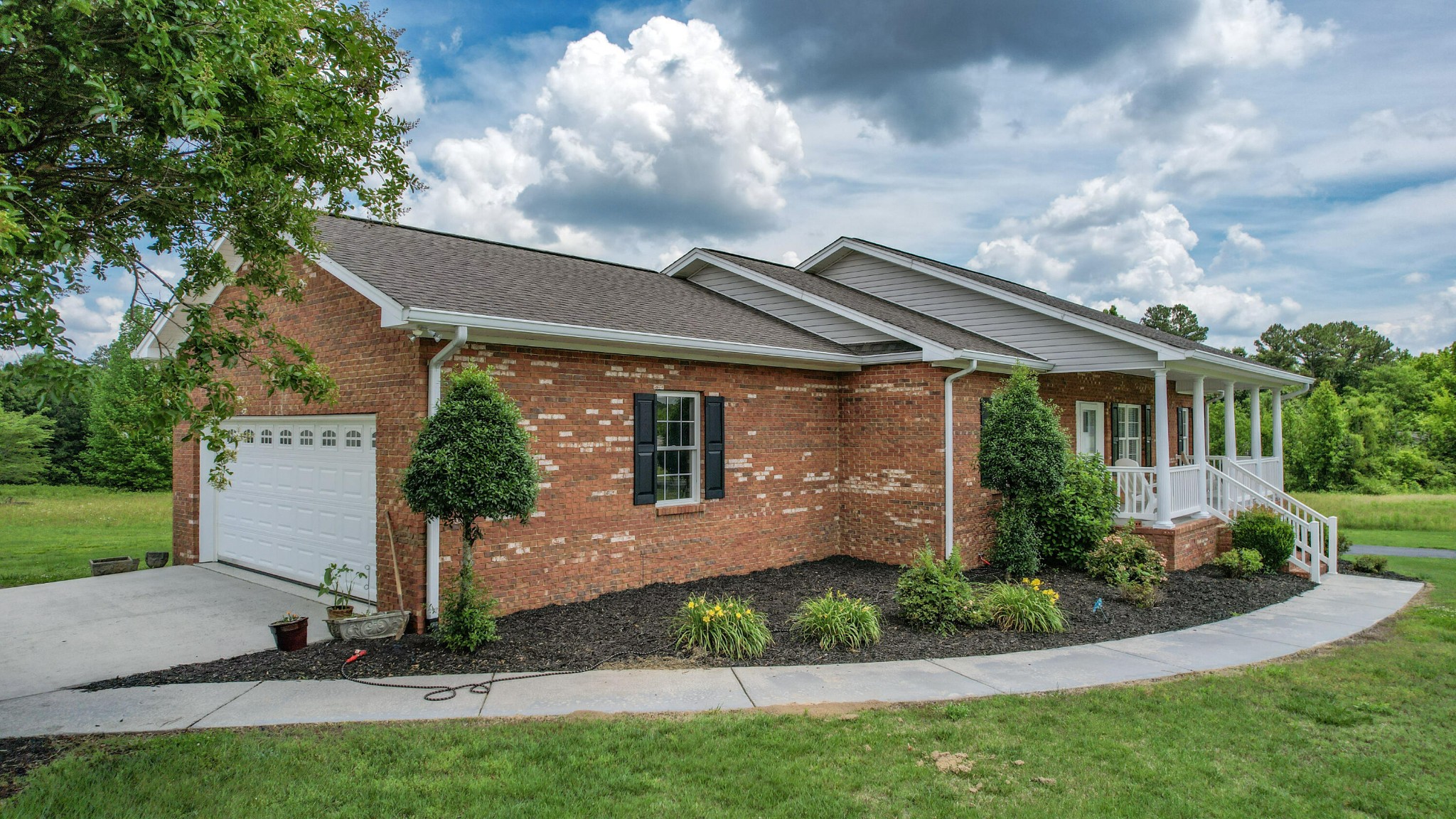 210 Hancock Road NE