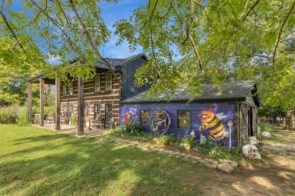 7139 Kingston Rd