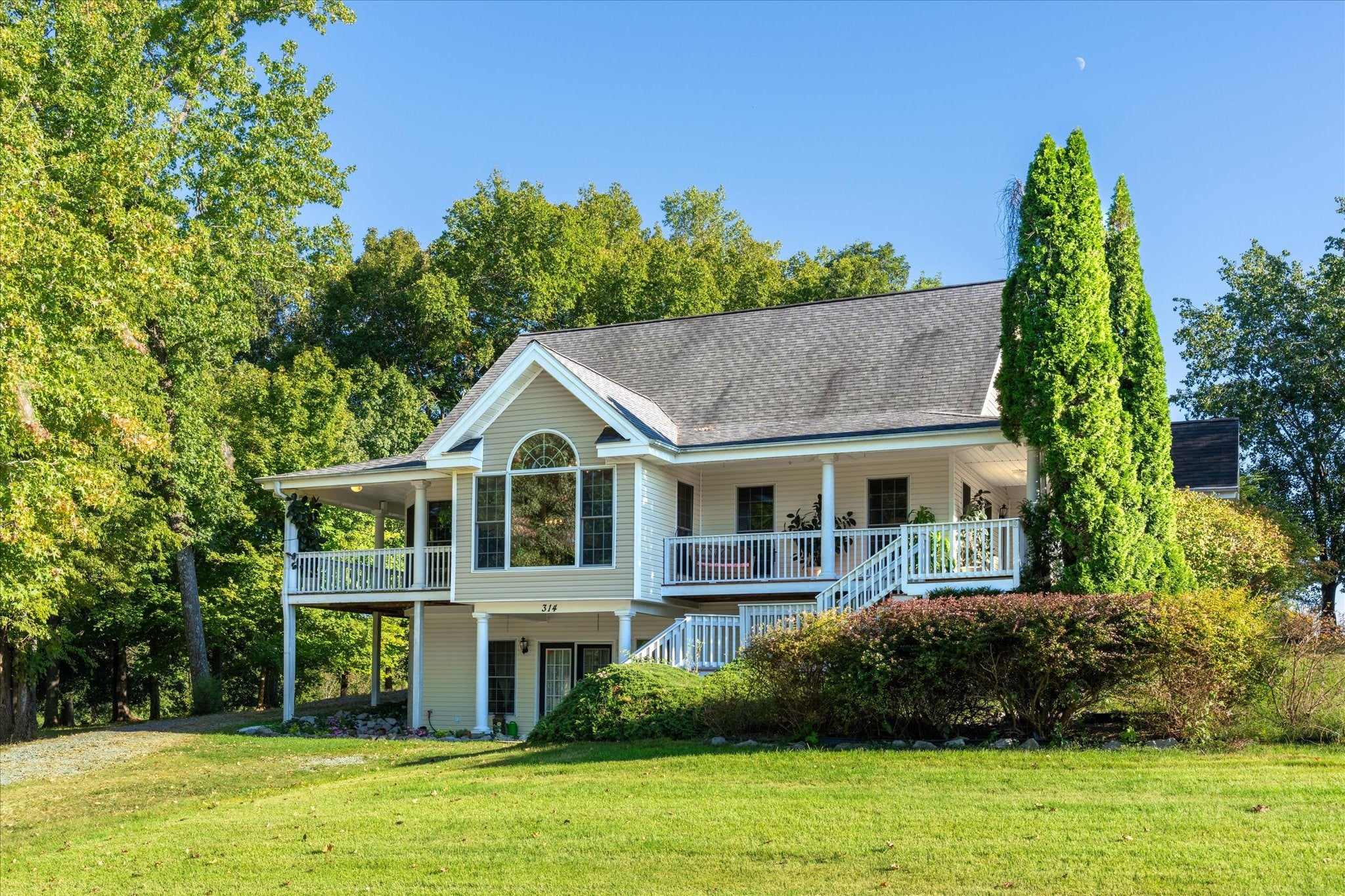 314 Birdsong Dr