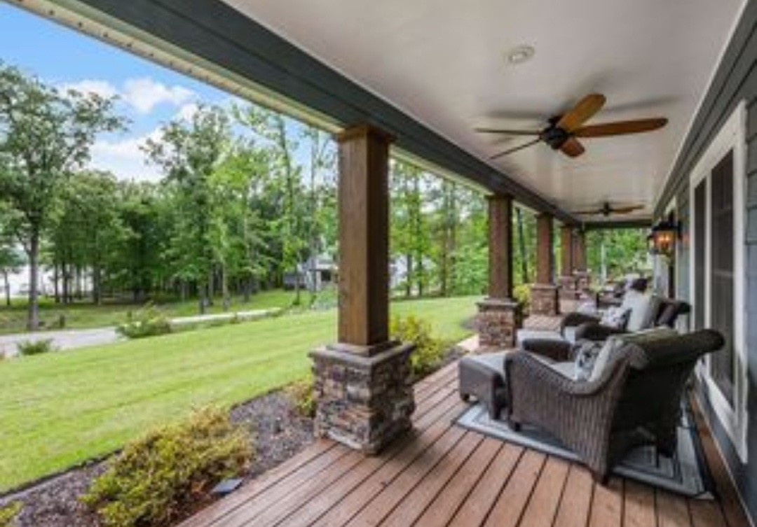 224 Graves Ln