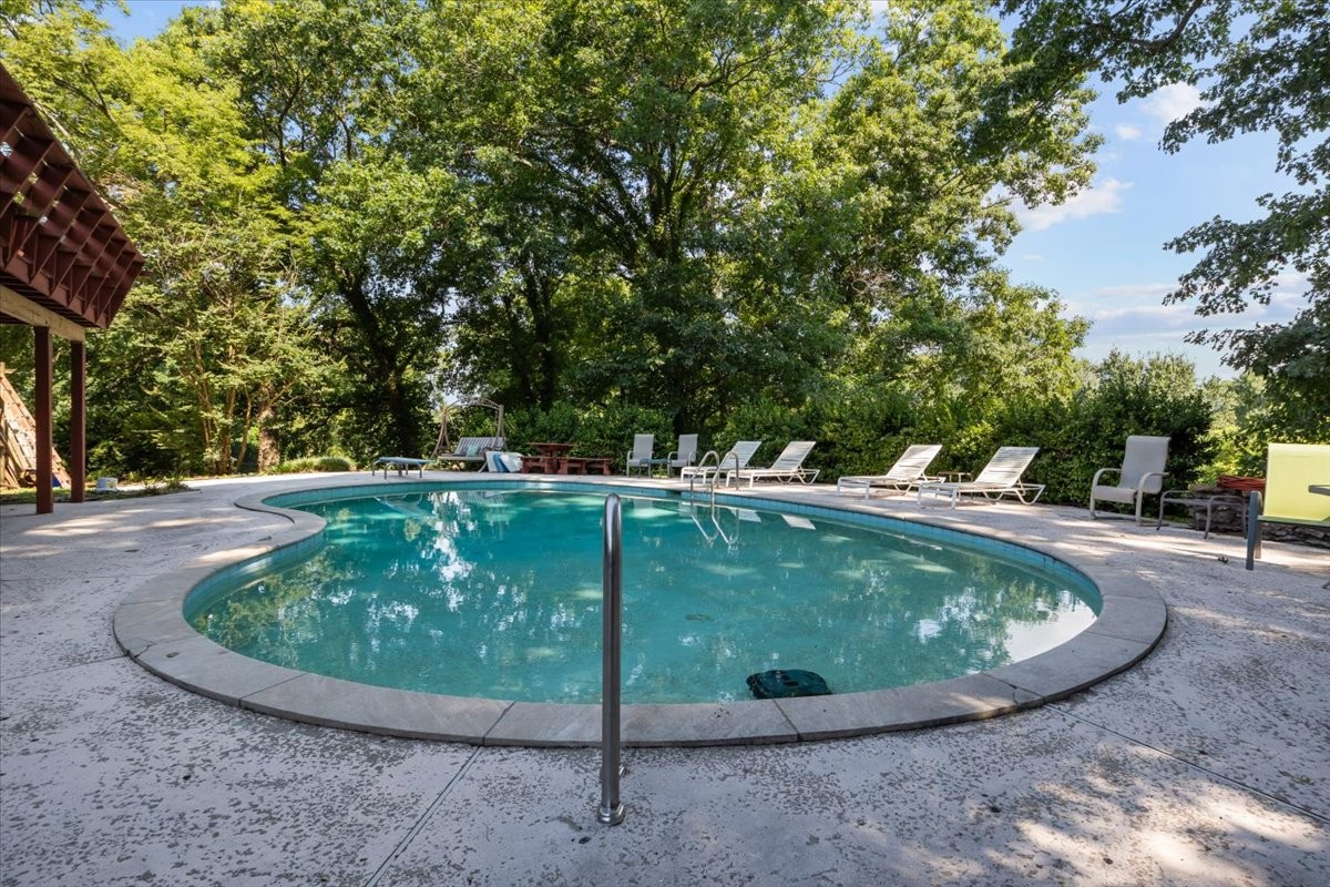 1446 Old Hillsboro Rd, Franklin TN 37069 4-bed home, photo 9 of 16