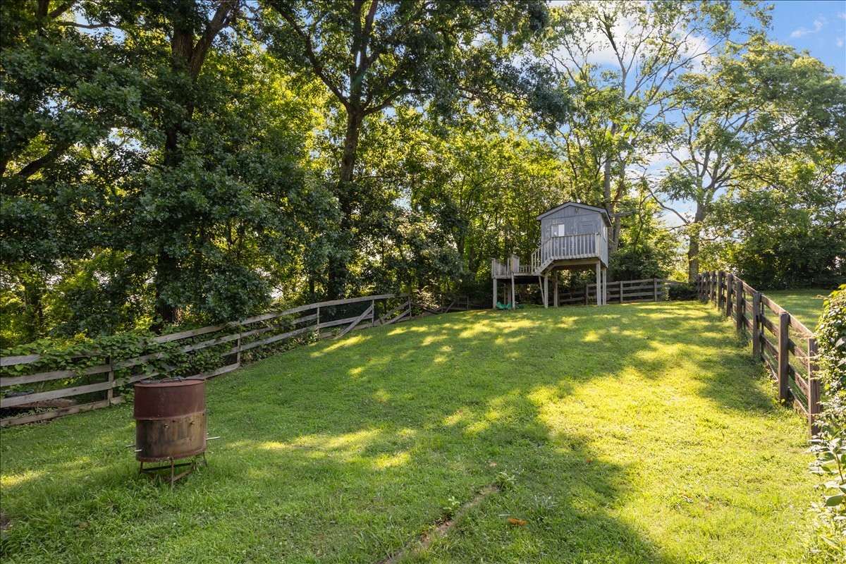 1446 Old Hillsboro Rd, Franklin TN 37069 4-bed home, photo 14 of 16