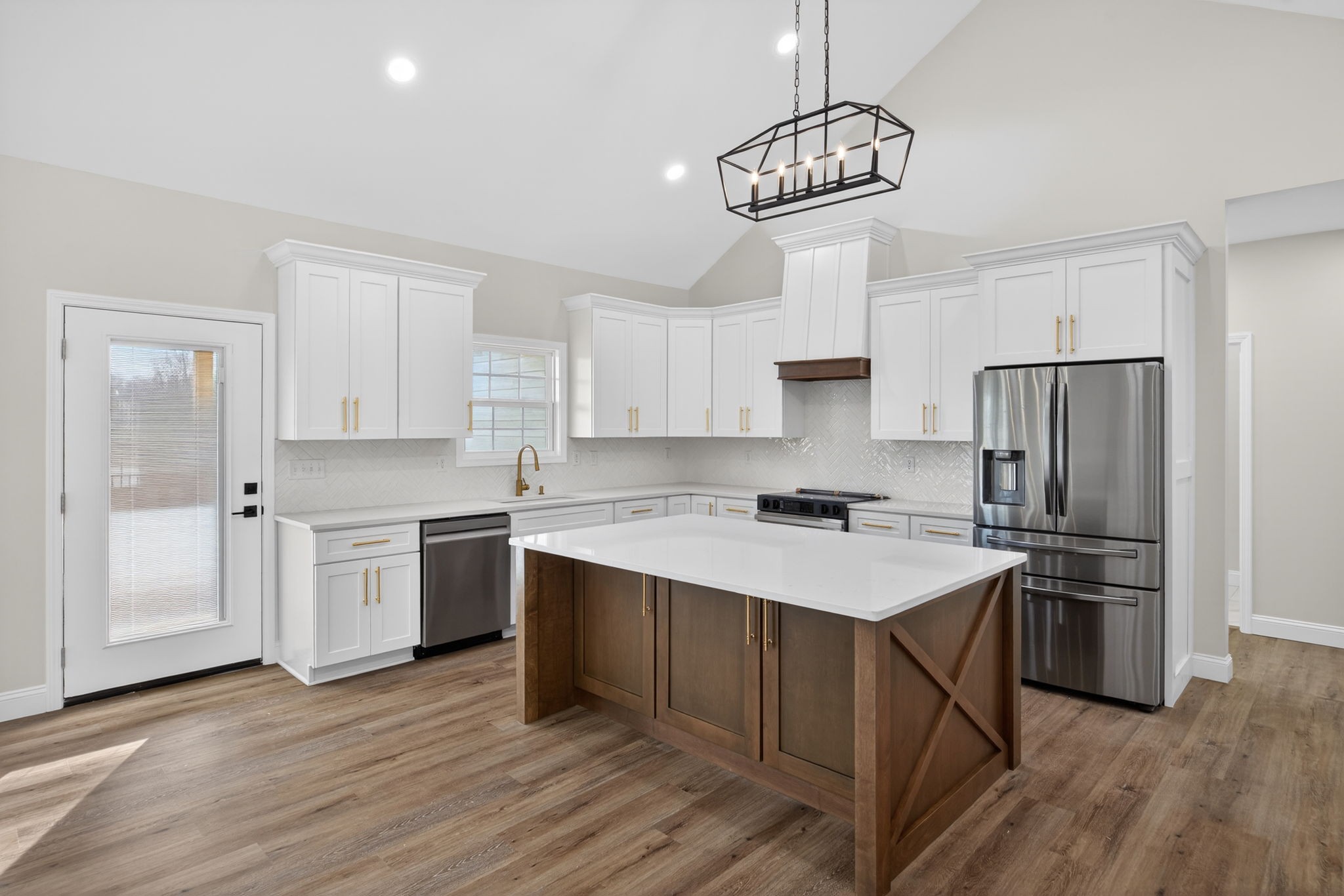 6572 Thomas Twin Oak Rd