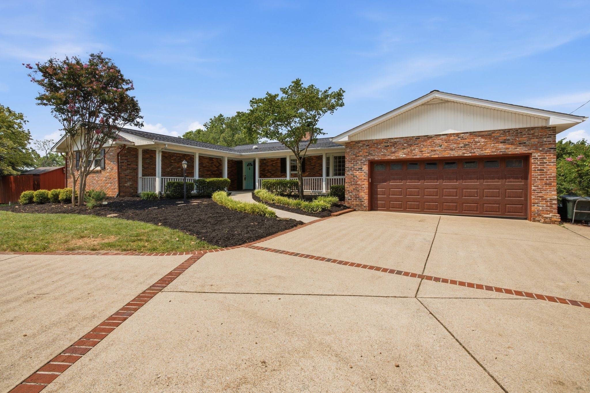 152 Cherokee Rd