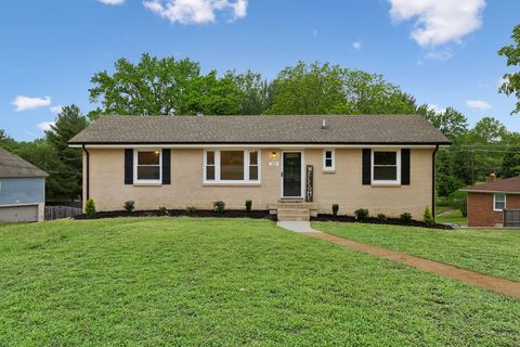 210 W Meadow Dr Clarksville TN 37043