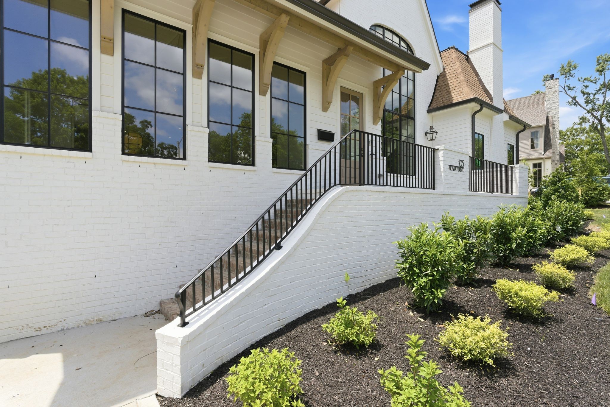 105 Keyway Dr