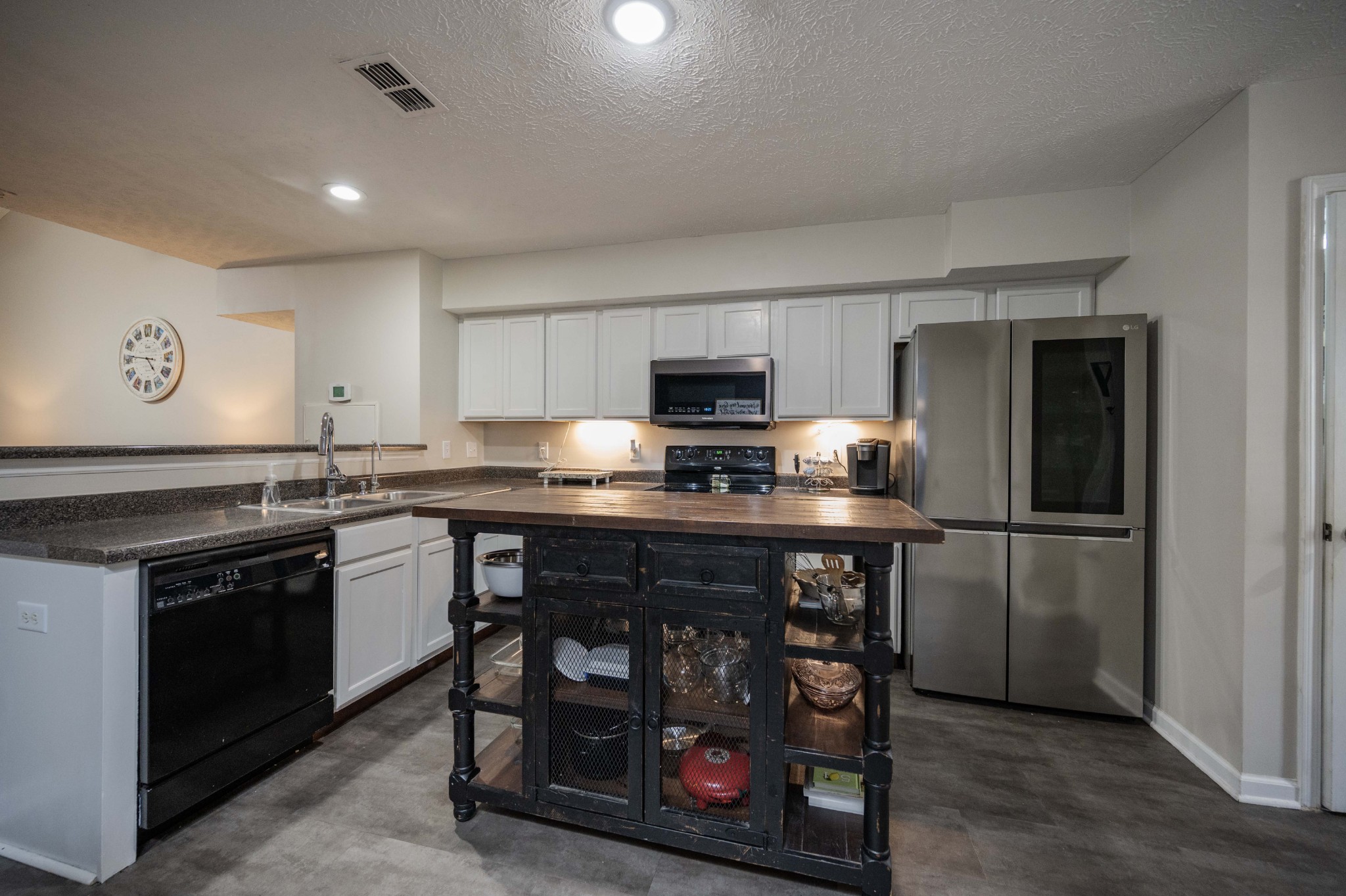 4908 Laura Jeanne Blvd