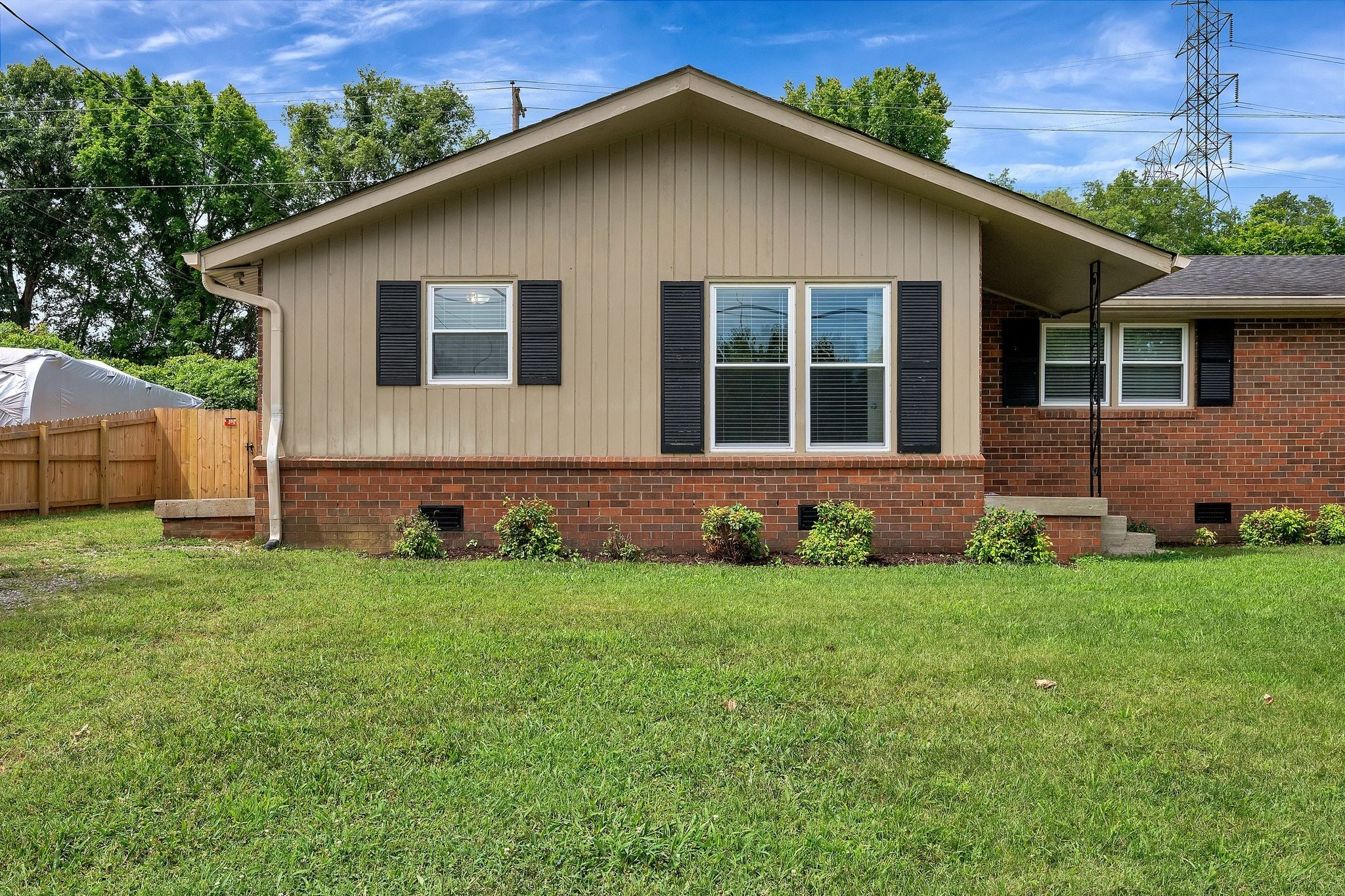 7439 George Gaines Rd