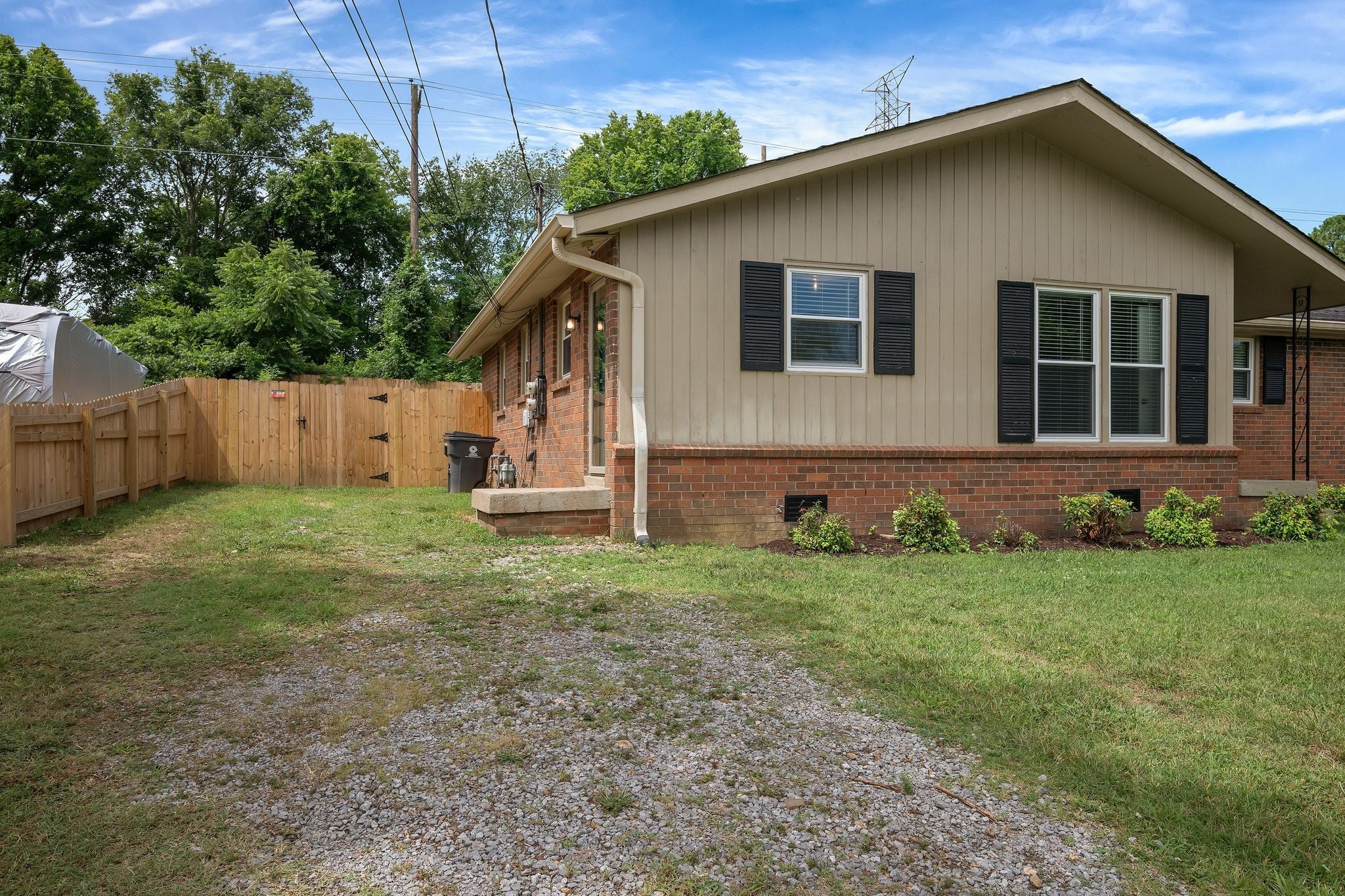 7439 George Gaines Rd