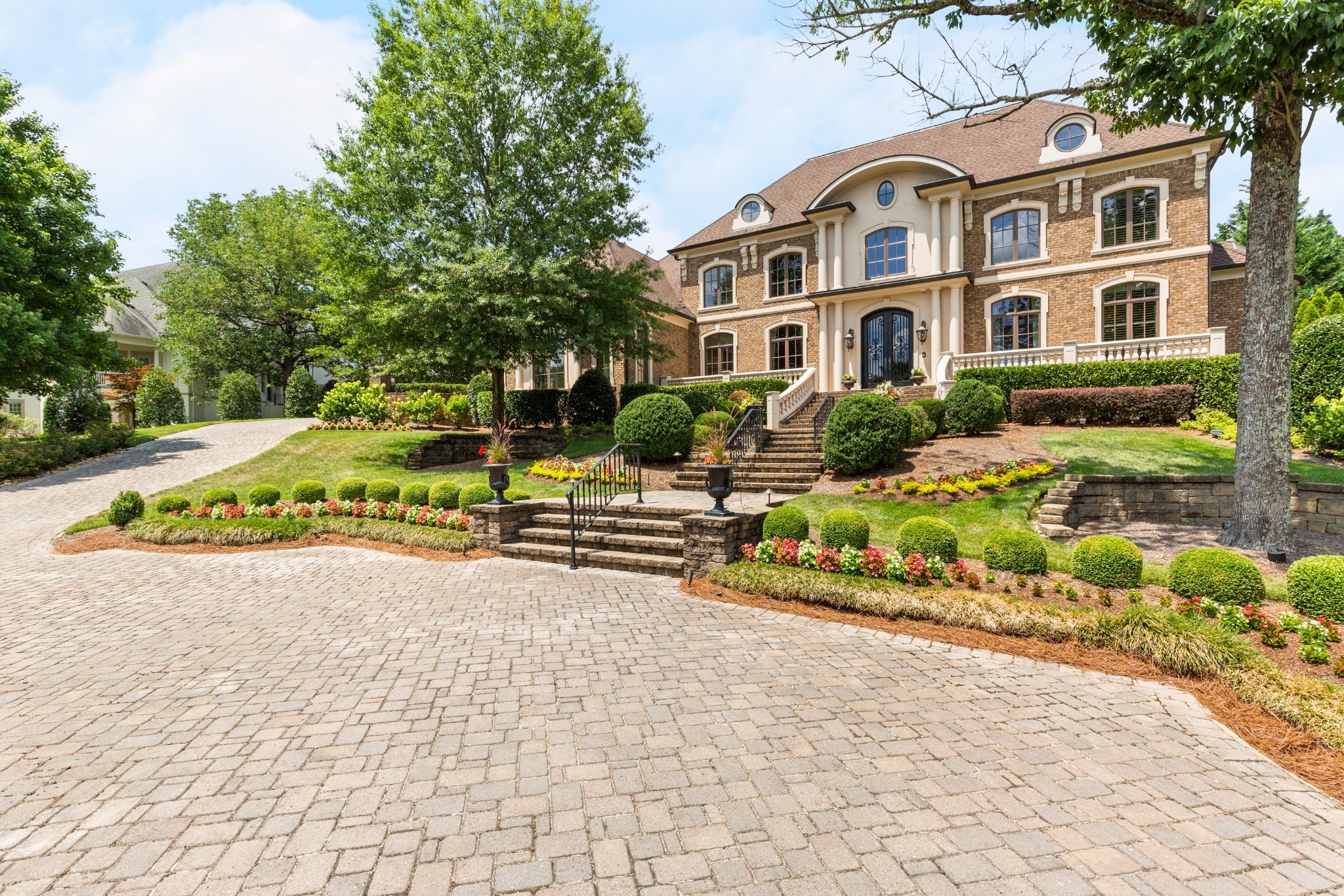 295 Jones Pkwy