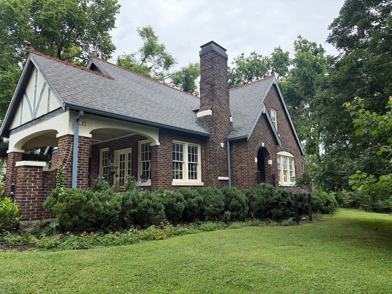 4-bed home at 2011 Natchez Trce, Nashville, sold July 30, 2026