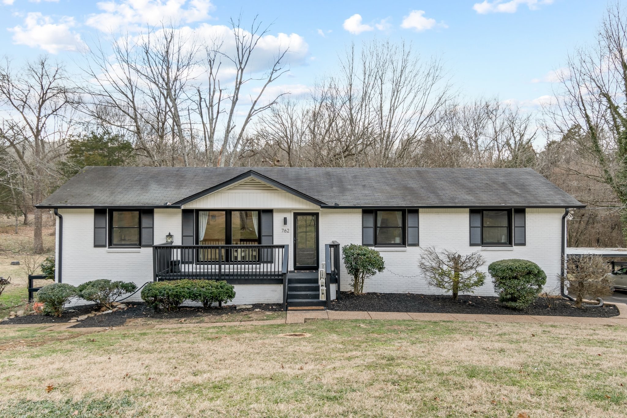 762 Rhonda Ln