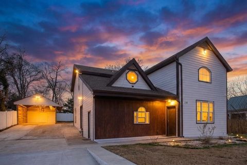 Photo of 239 E Bledsoe St, Gallatin, TN 37066 (MLS # 3133468)