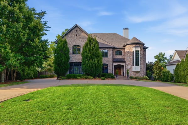 116 BROOKFIELD AVE, NASHVILLE, TN 37205 - Image ca82c98641982f81d95b2b3d8f3d99c6/288909867
