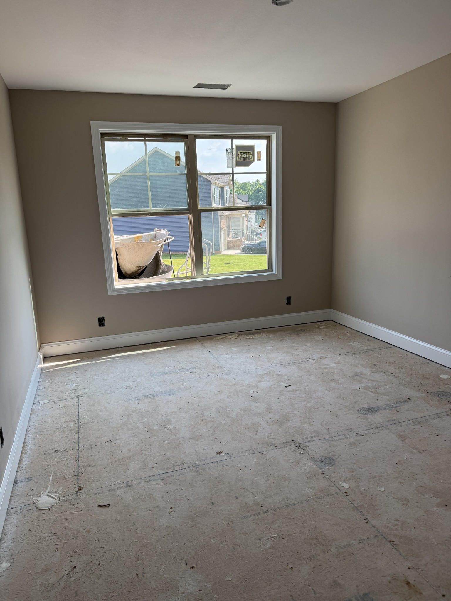 Clarksville, Tennessee 37043, United States, 3 Bedrooms Bedrooms, ,3 BathroomsBathrooms,Residential,Active,108526