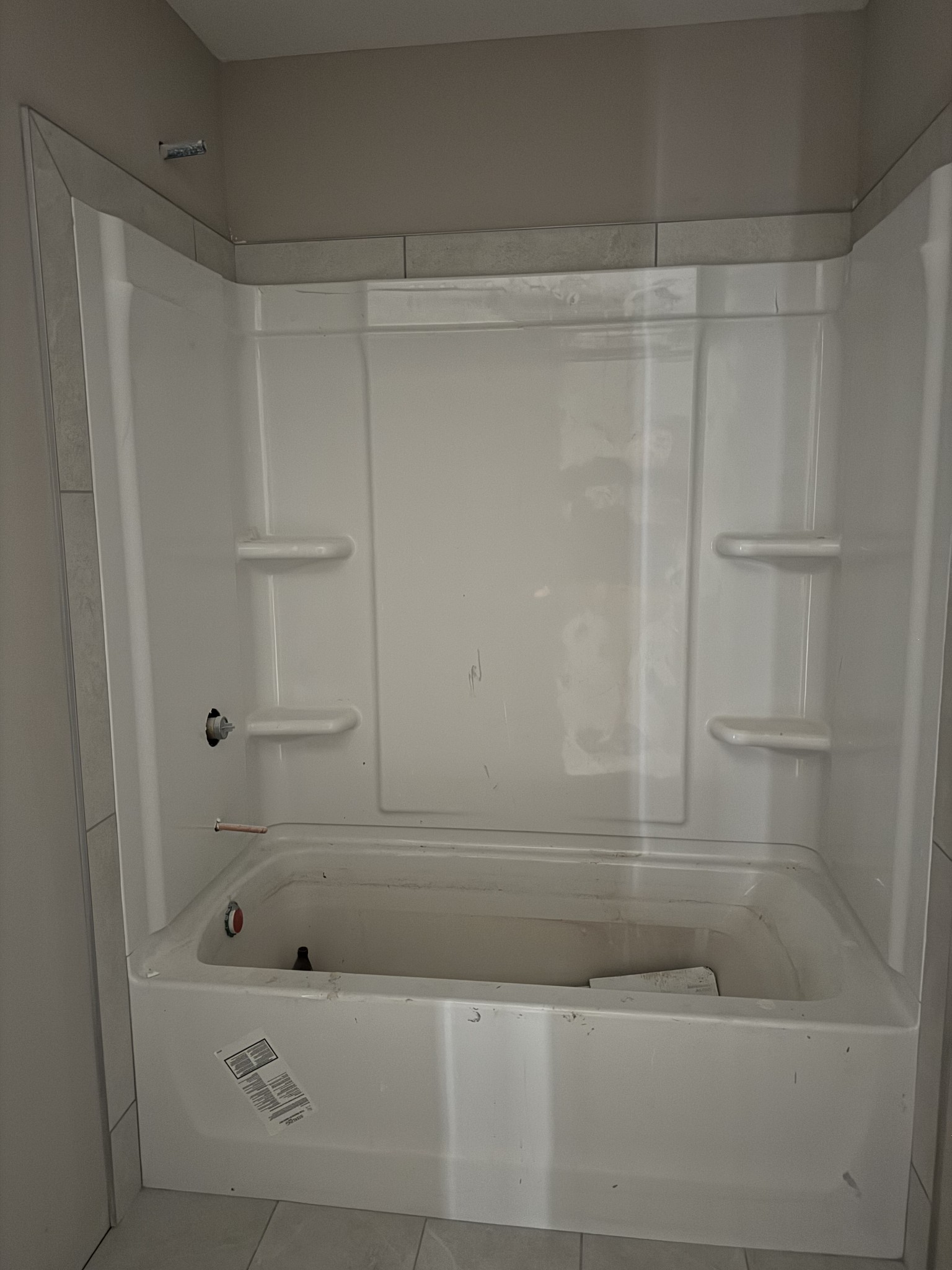 Clarksville, Tennessee 37043, United States, 3 Bedrooms Bedrooms, ,3 BathroomsBathrooms,Residential,Active,108526