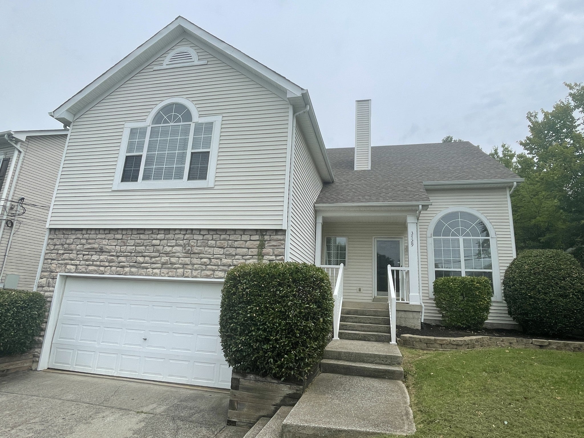 3.0-bed rental at 3729 Asheford Trce