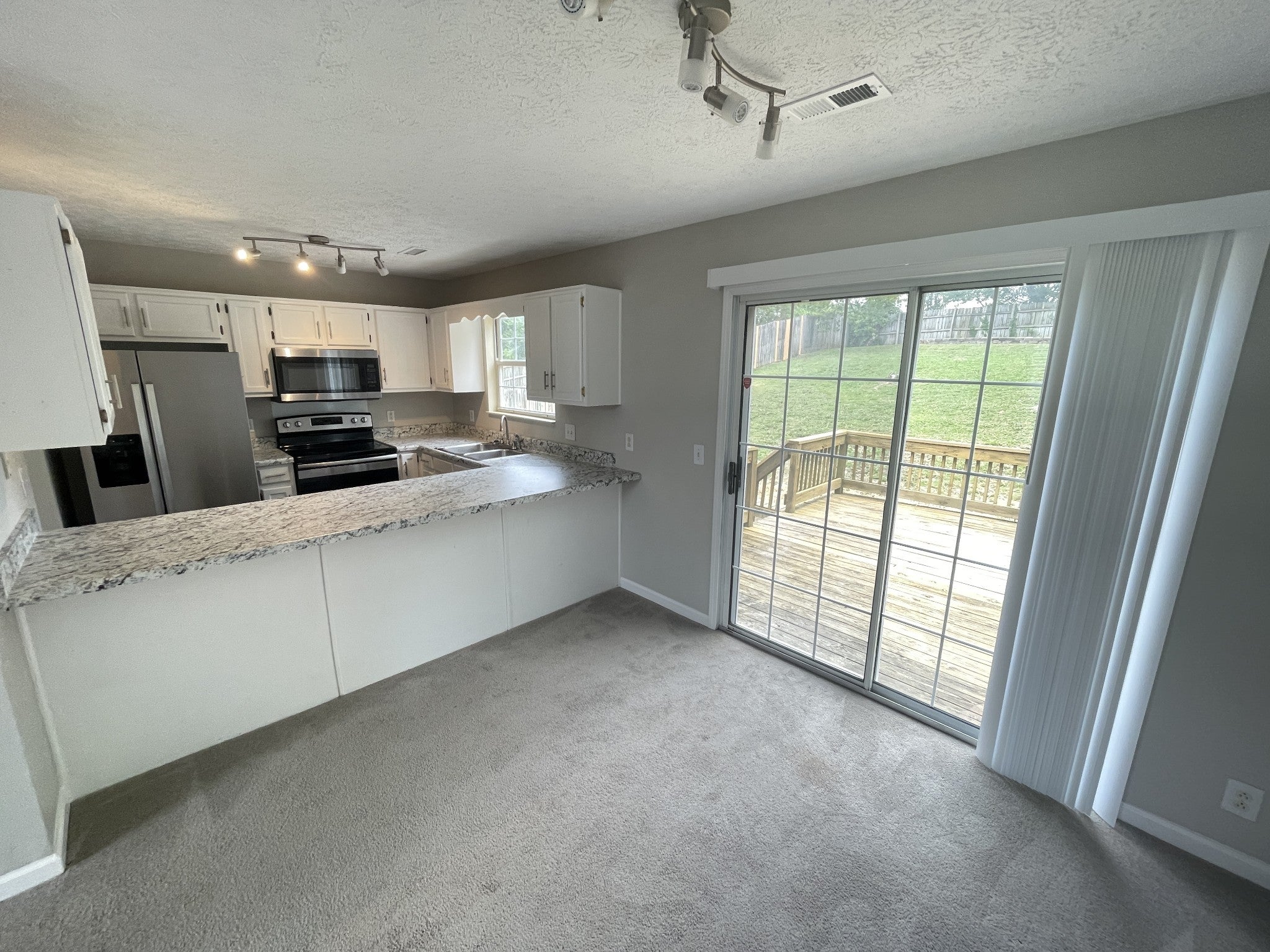 3729 Asheford Trce