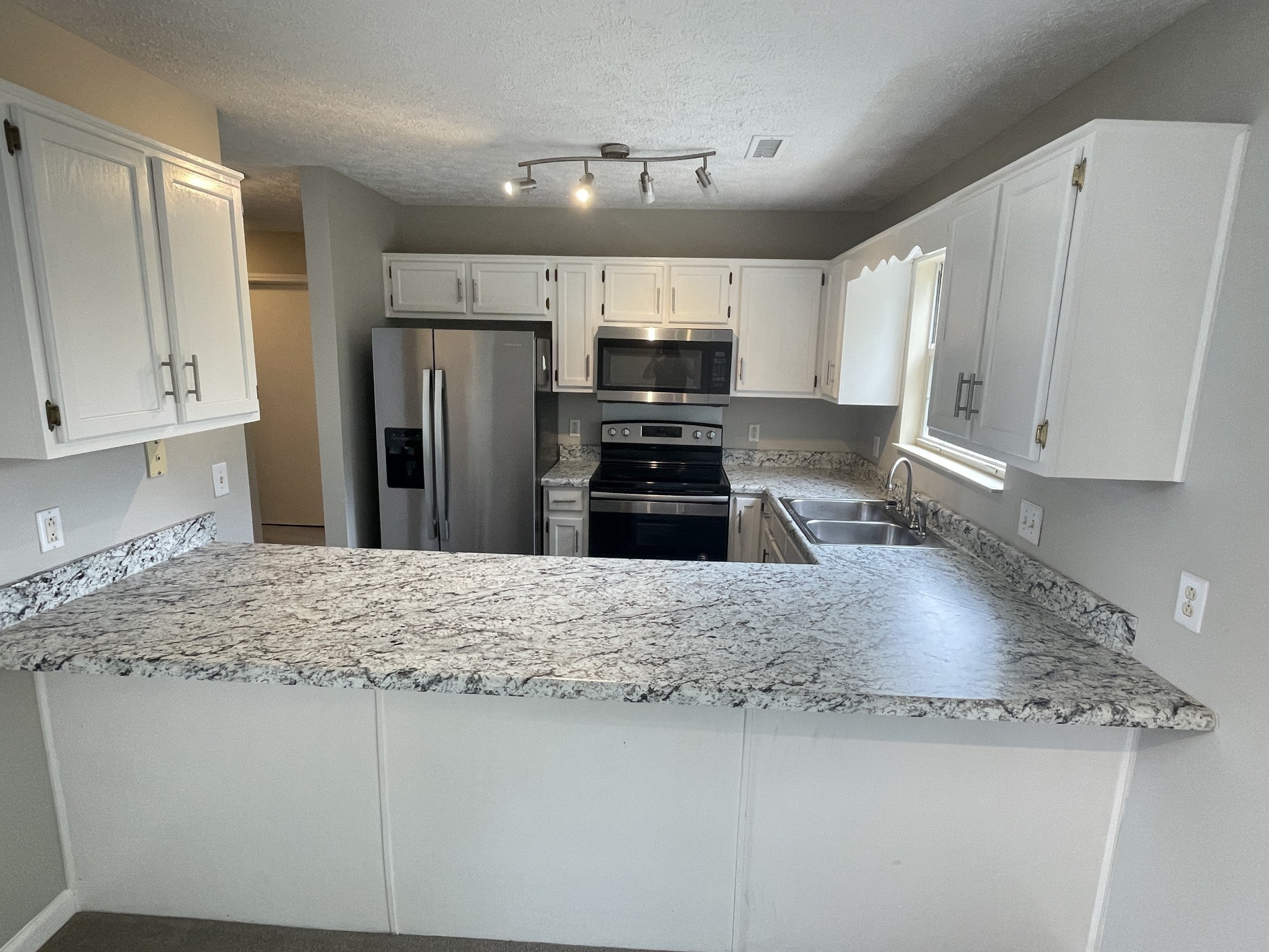 3729 Asheford Trce