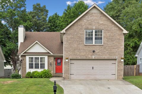 2684 Hidden Ridge Ct Clarksville TN 37043