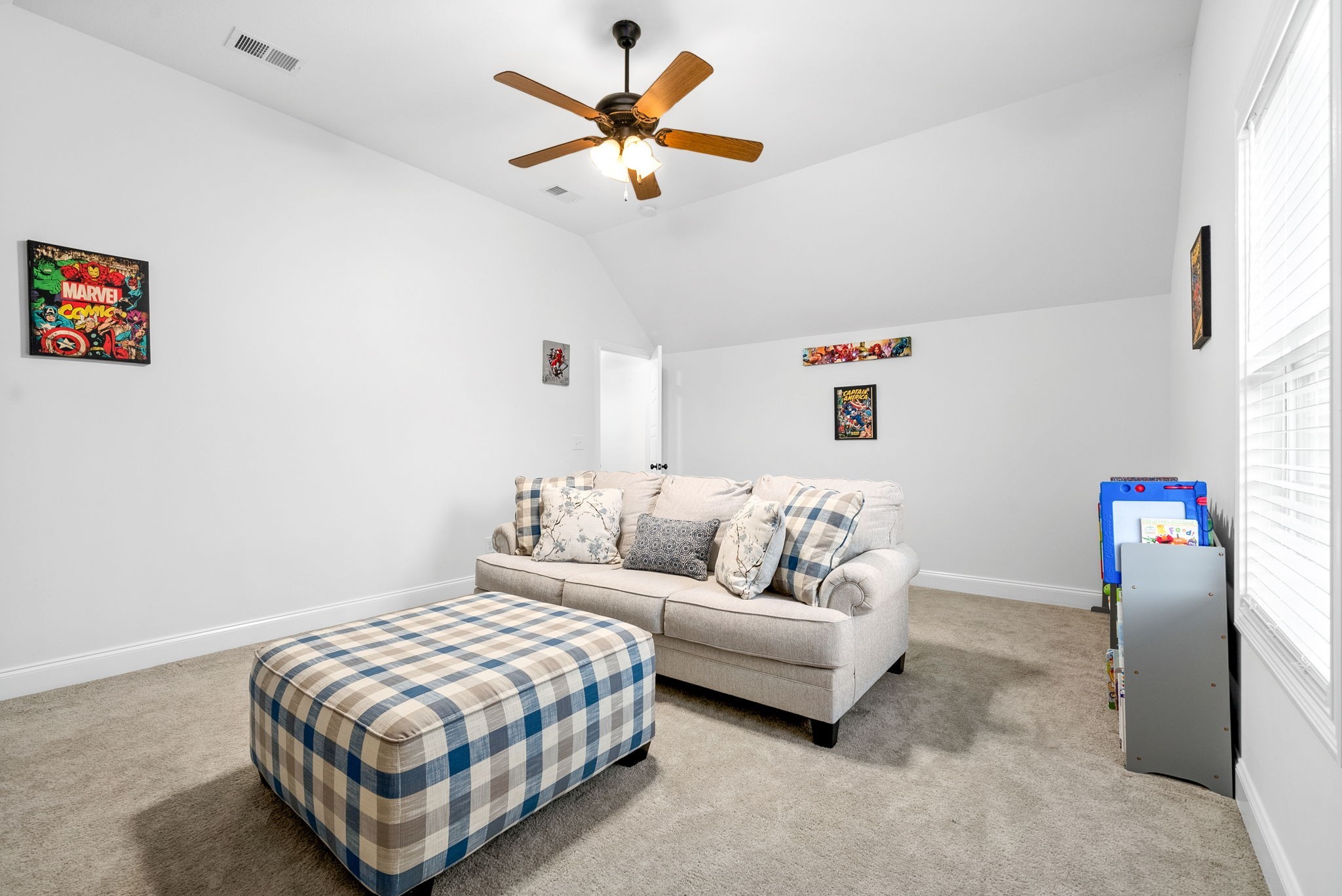 Clarksville, Tennessee 37043, United States, 4 Bedrooms Bedrooms, ,3 BathroomsBathrooms,Residential,Active,171432