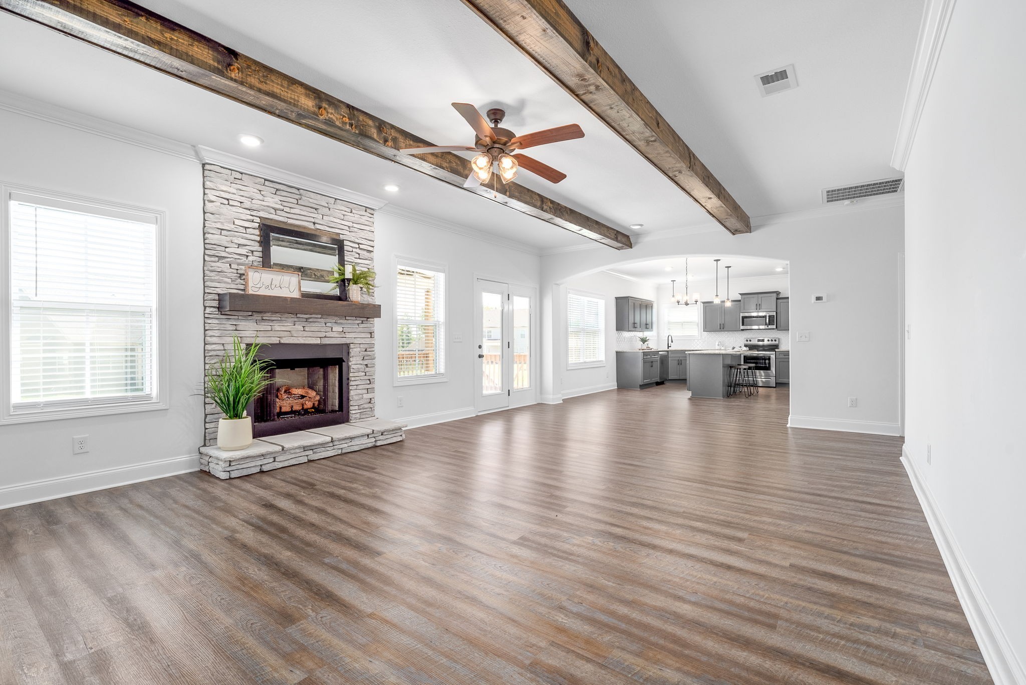 Clarksville, Tennessee 37043, United States, 4 Bedrooms Bedrooms, ,3 BathroomsBathrooms,Residential,Active,171432