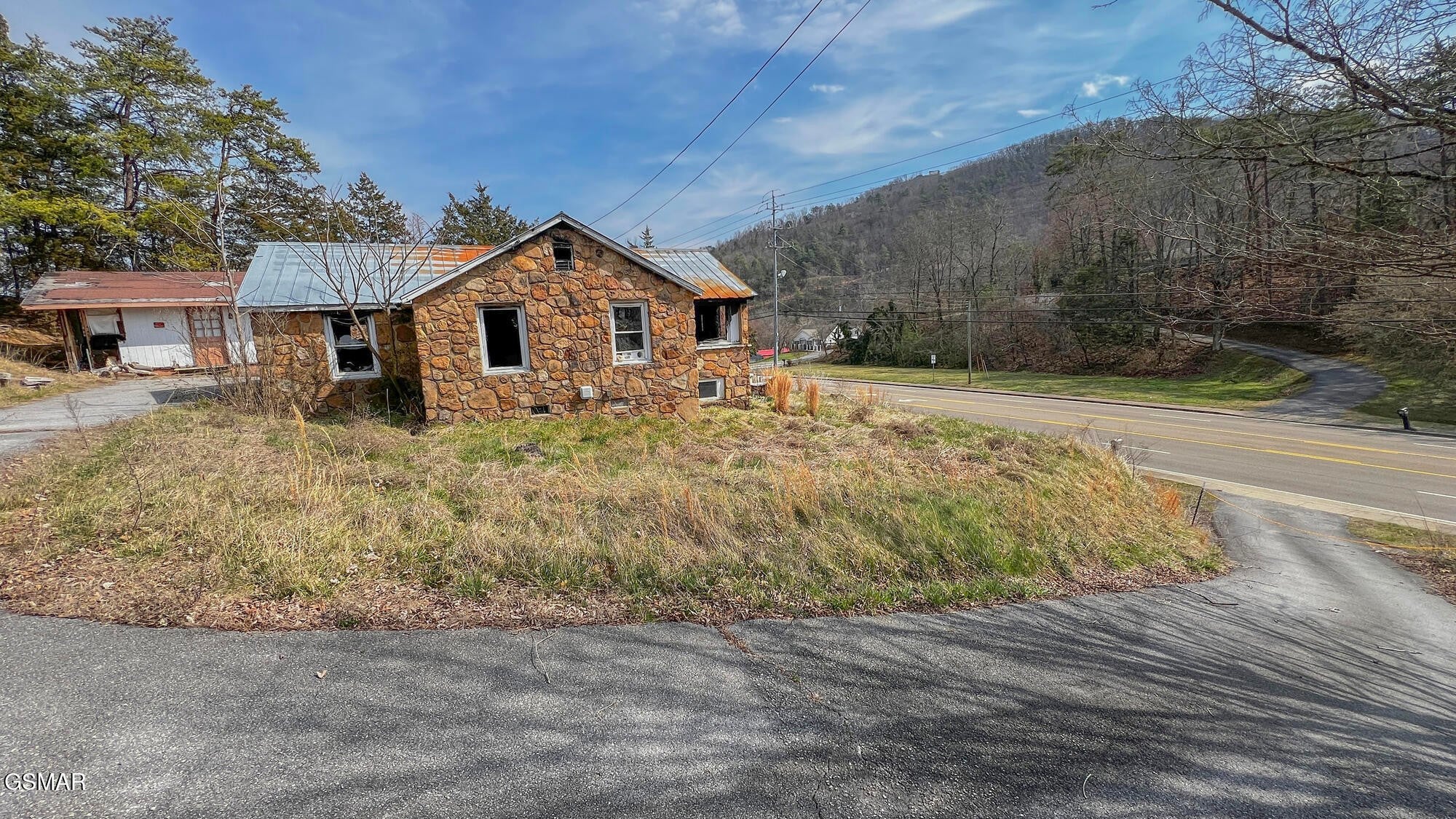 1170 Wears Valley Road
