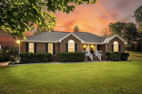 2811 Bert Watt Rd Petersburg TN 37144