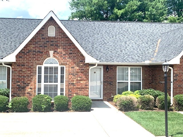 619 E Lane St 619 + GARAGE #4