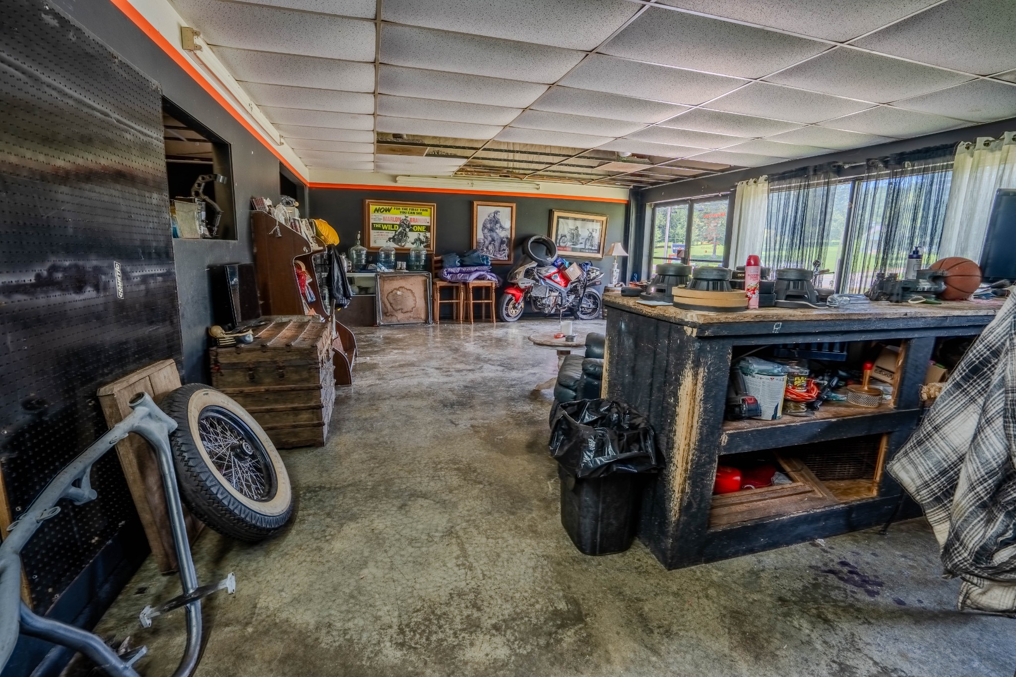 2543 Highway 43 S