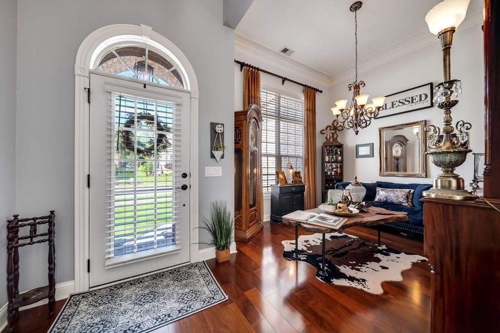 1111 Isaac Franklin Dr