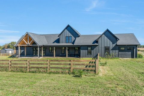 128 Emma Ln Hohenwald TN 38462