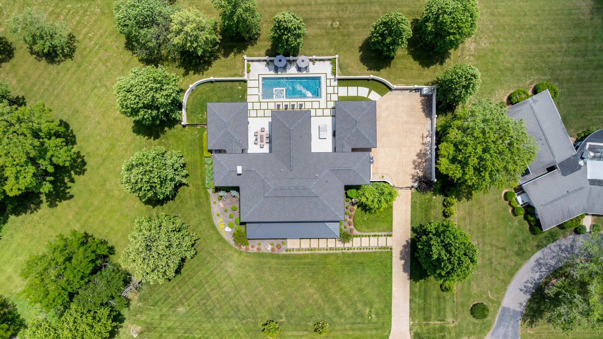 361 Riverbend Country Club Rd