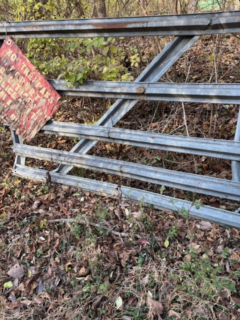 933 Old Lebanon Dirt Rd