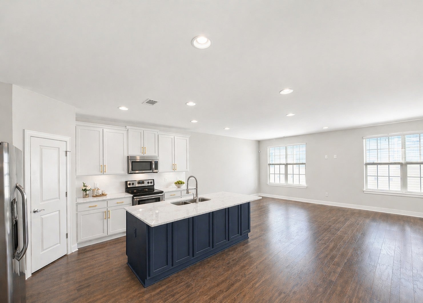 4 Tillman Place Ash-Int