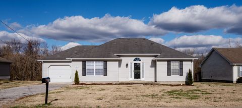 Photo of 2019 Gardendale Dr, Murfreesboro, TN 37130 (MLS # 3098198)