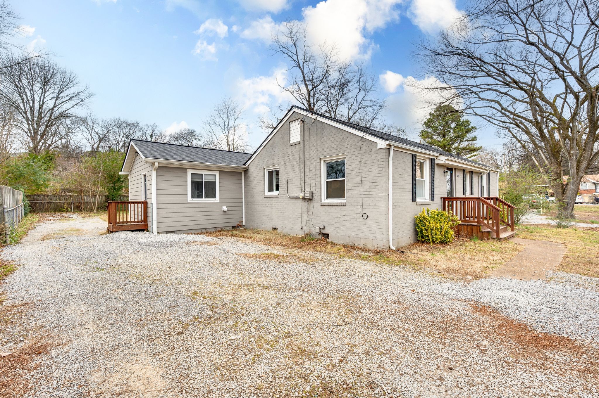 Nashville, Tennessee 37211, United States, 3 Bedrooms Bedrooms, ,2 BathroomsBathrooms,Residential,Active,256812