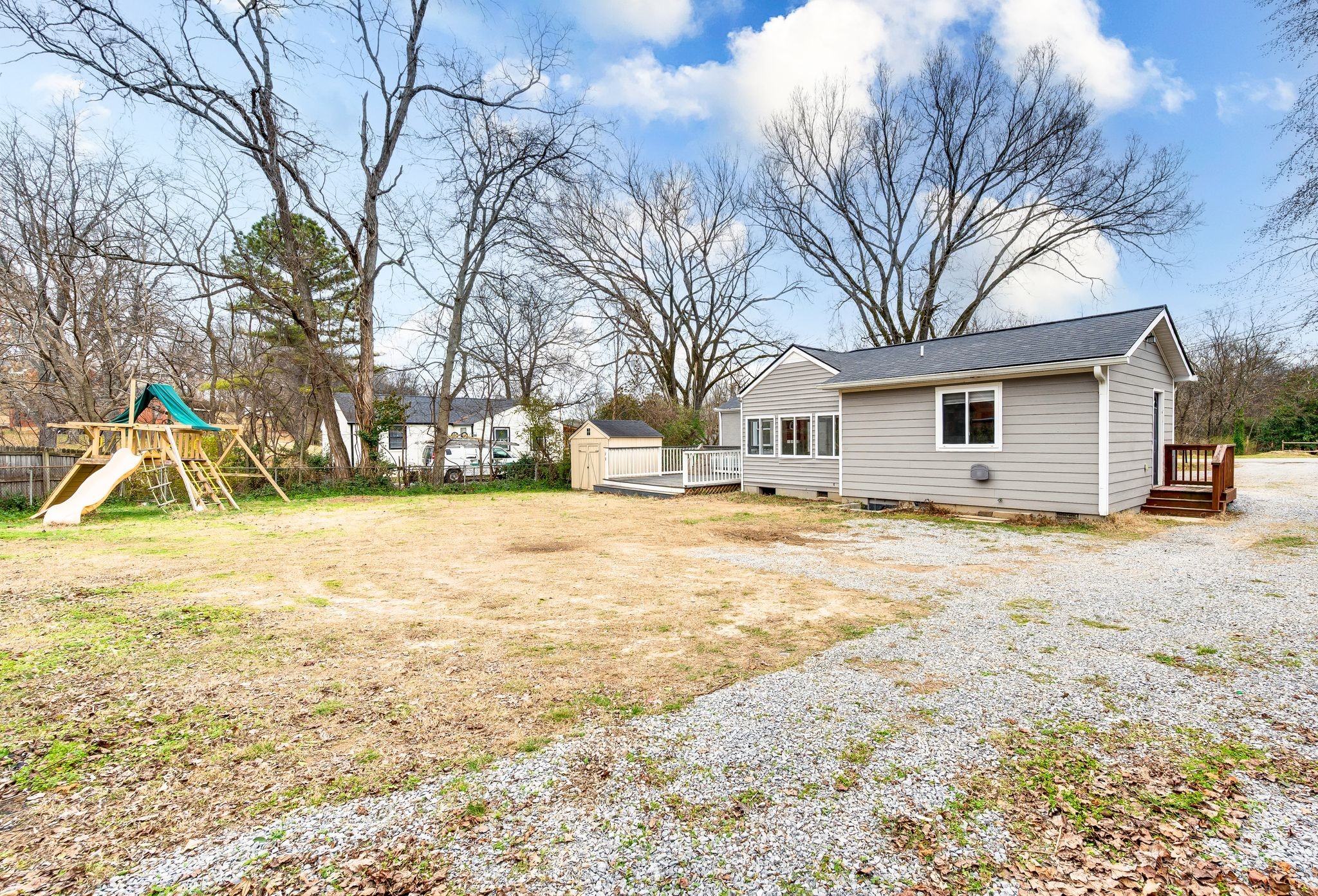 Nashville, Tennessee 37211, United States, 3 Bedrooms Bedrooms, ,2 BathroomsBathrooms,Residential,Active,256812