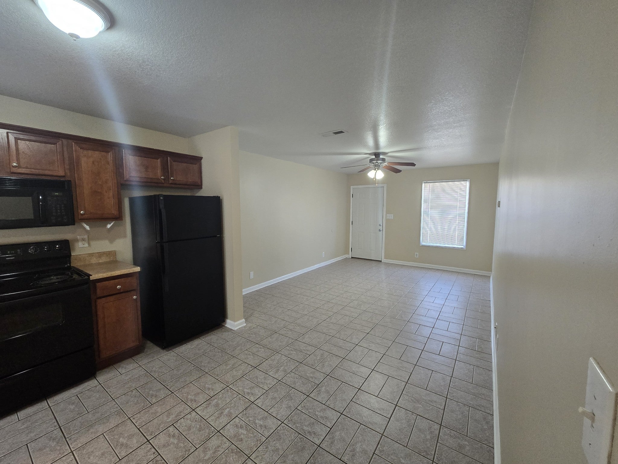 535 Lafayette Rd C1