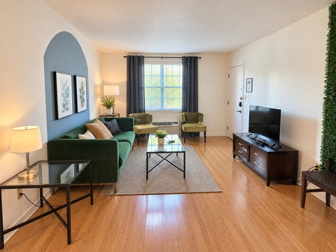 Photo of 907 18th Ave S #208, Nashville, TN 37212 (MLS # 3620157)
