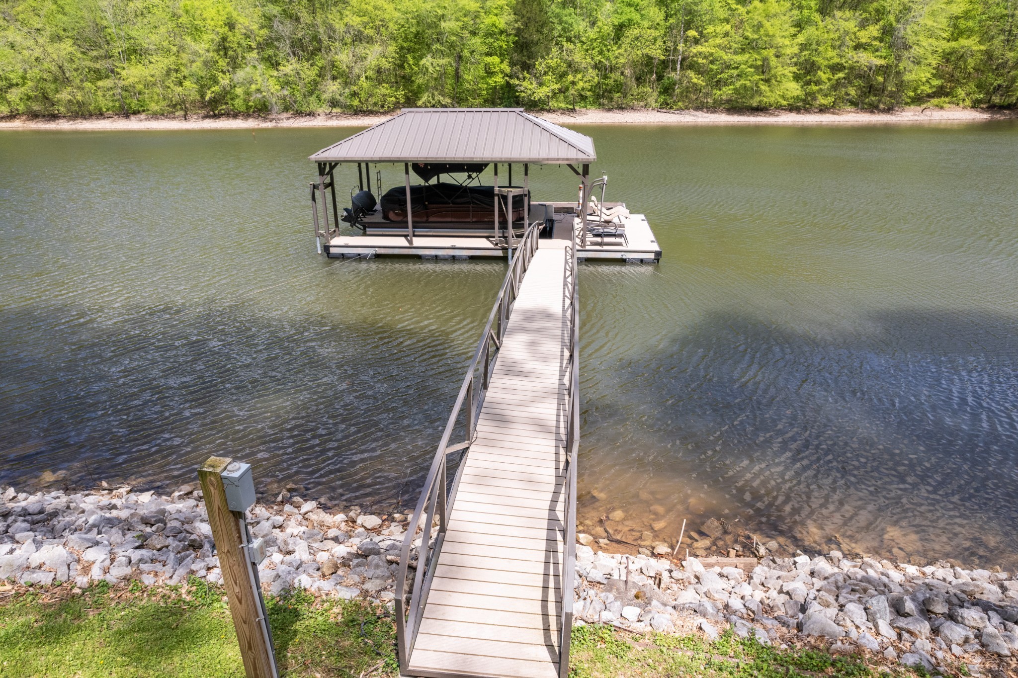 6443 Tanyard Hill Rd