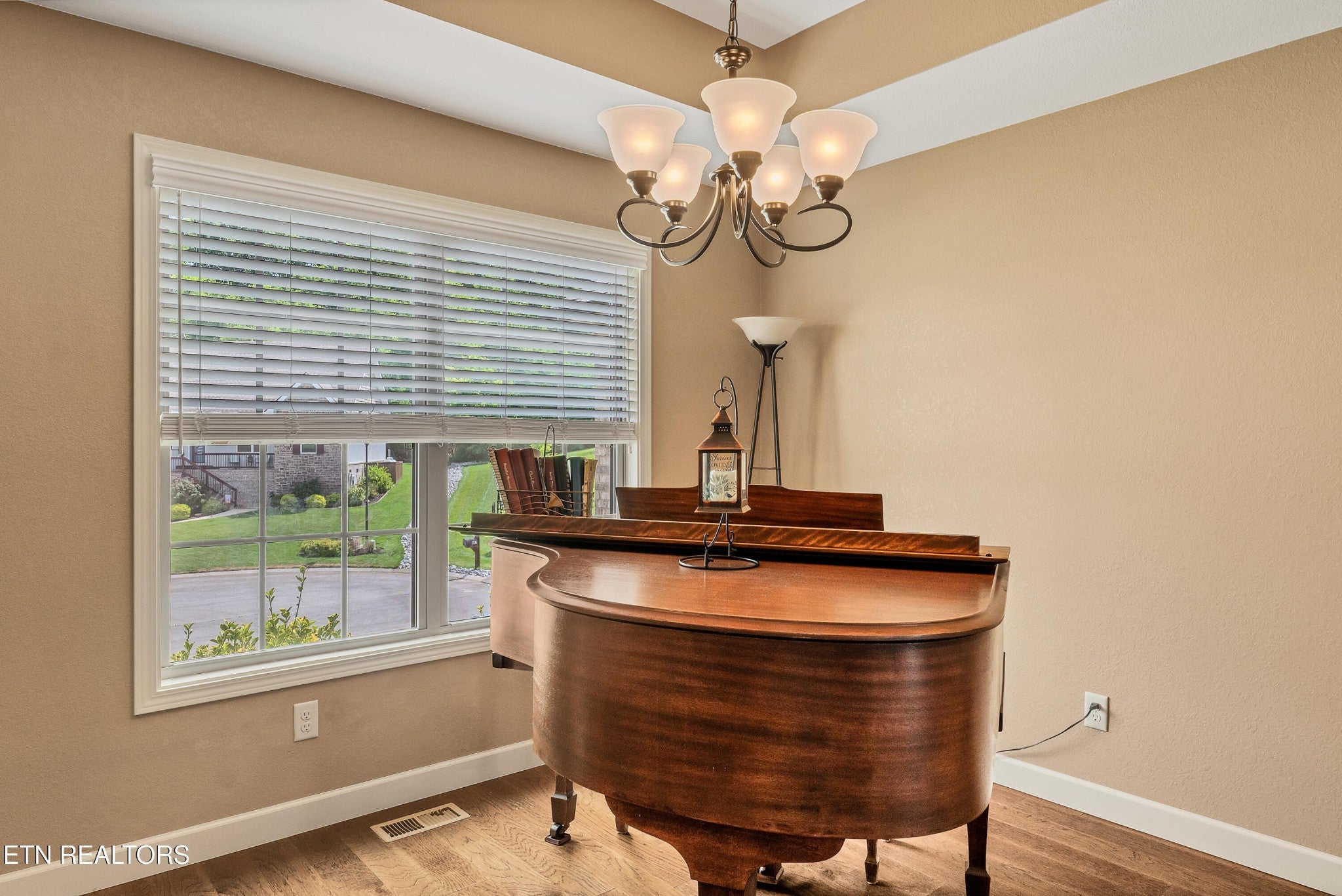 645 Berrywood Drive