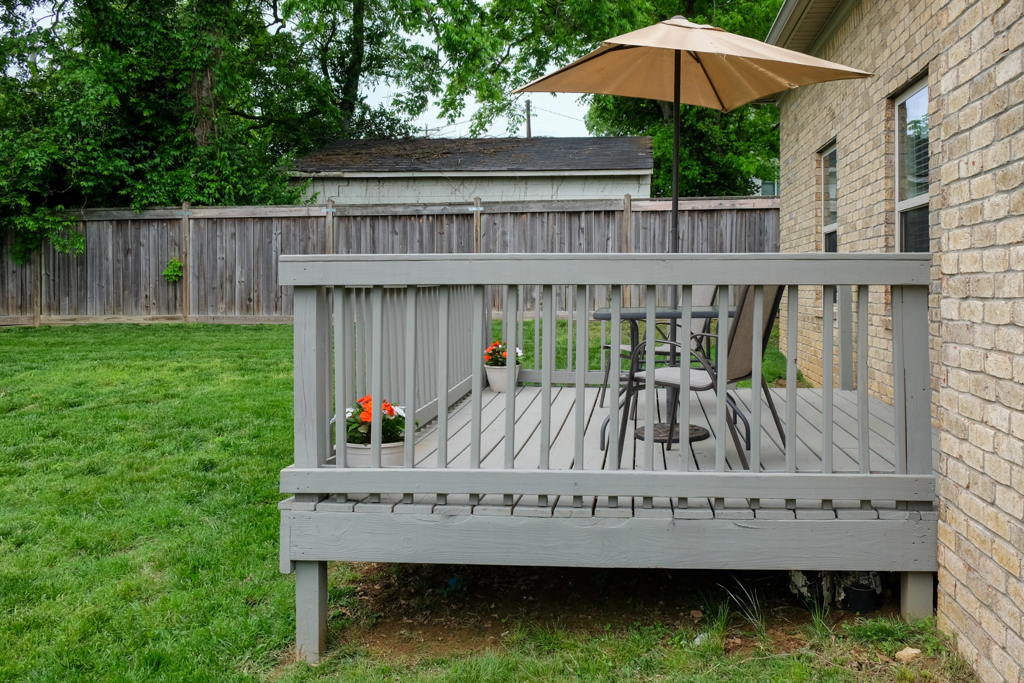 2247 Castleman Dr
