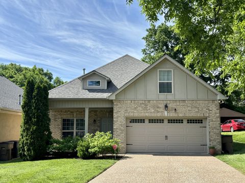 2247 Castleman Dr Nashville TN 37215