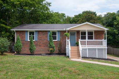 206 S Valley Rd Hendersonville TN 37075
